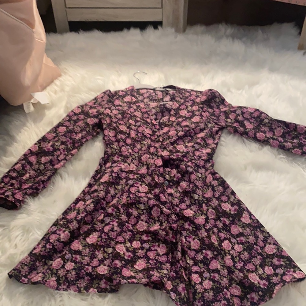 Long sleeve floral button down zara dress